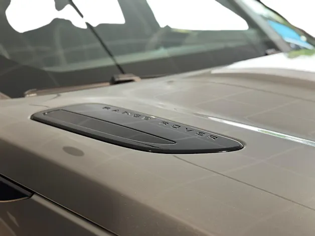 Land Rover Range Rover Velar P 380 First Edition Automatic