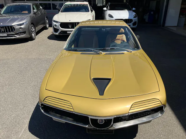 Alfa Romeo MONTREAL