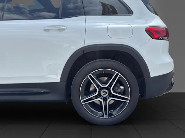 Mercedes-Benz GLB 250 AMG Line 4 MATIC