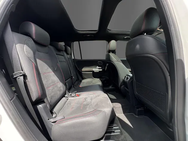 Mercedes-Benz GLB 250 AMG Line 4 MATIC