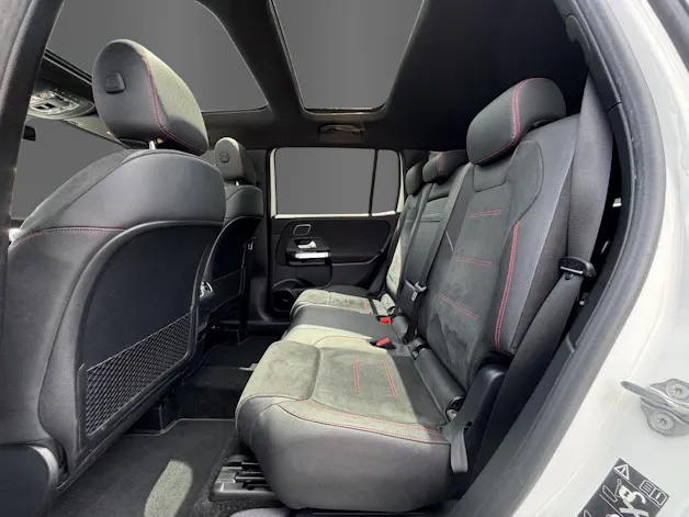 Mercedes-Benz GLB 250 AMG Line 4 MATIC