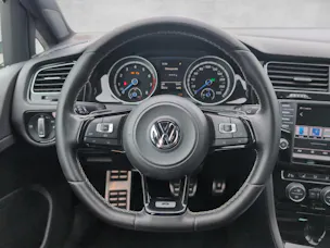 VW Golf R 2.0TSI 300PS DSG6 4M