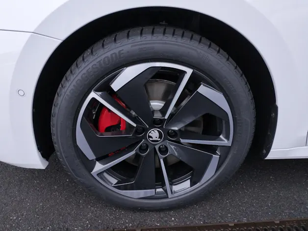 Škoda Octavia Combi 2.0 TSI DSG RS