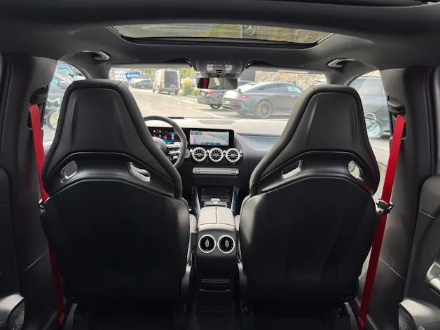 Mercedes-Benz GLA AMG 45 S 4Matic+ 8G-DCT