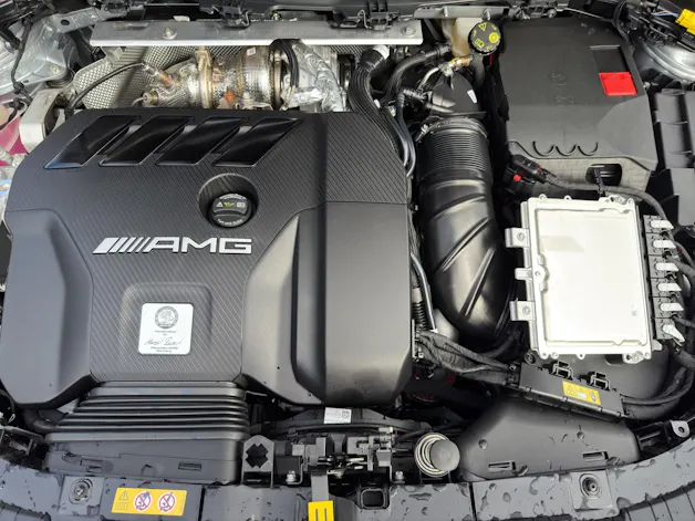 Mercedes-Benz GLA AMG 45 S 4Matic+ 8G-DCT