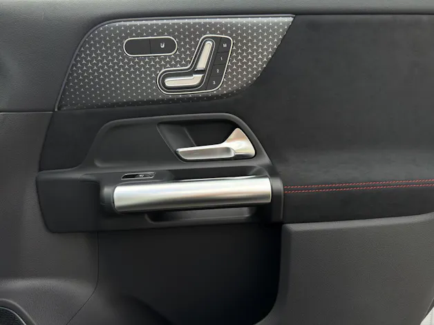 Mercedes-Benz GLA AMG 45 S 4Matic+ 8G-DCT