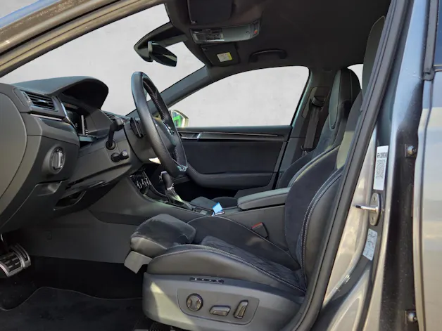 Škoda Superb 1.4 TSI Sport Line PHEV DSG