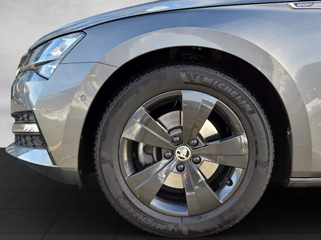 Škoda Superb 1.4 TSI Sport Line PHEV DSG