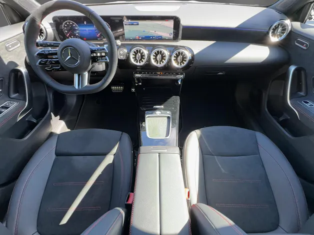 Mercedes-Benz A 250 4Matic 8G-DCT