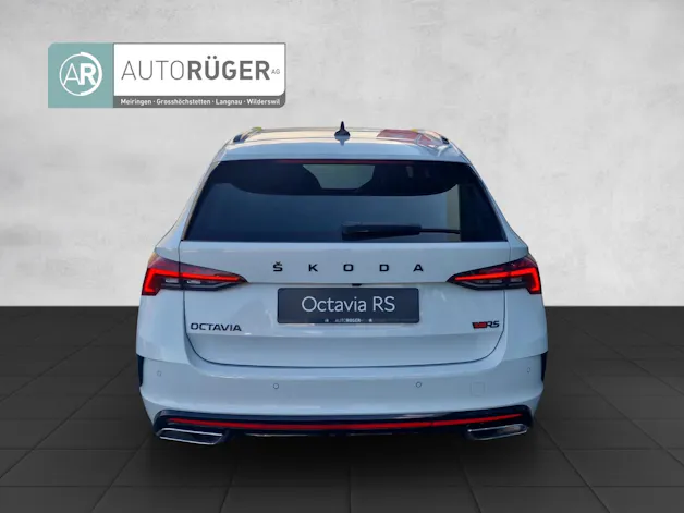 Škoda Octavia Combi 2.0 TSI DSG RS