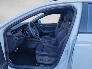 Škoda Octavia Combi 2.0 TSI DSG RS