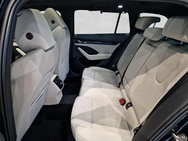 Škoda Octavia Combi 2.0 TDI DSG Style 4x4