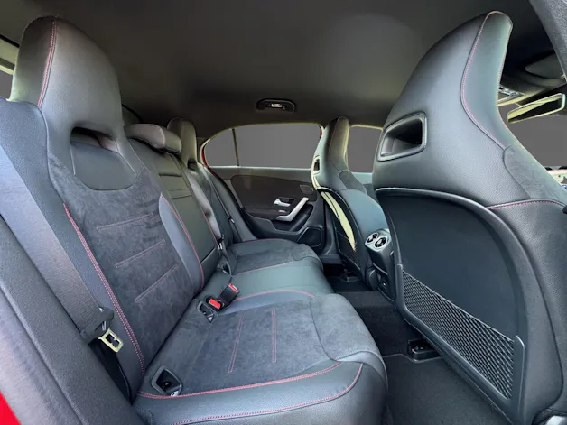 Mercedes-Benz A 220 4Matic 8G-DCT