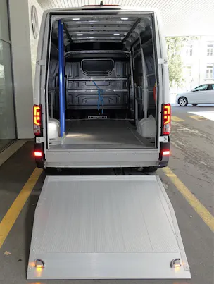 VW Crafter 35 2.0 BiTDI Entry HD L3 RWD