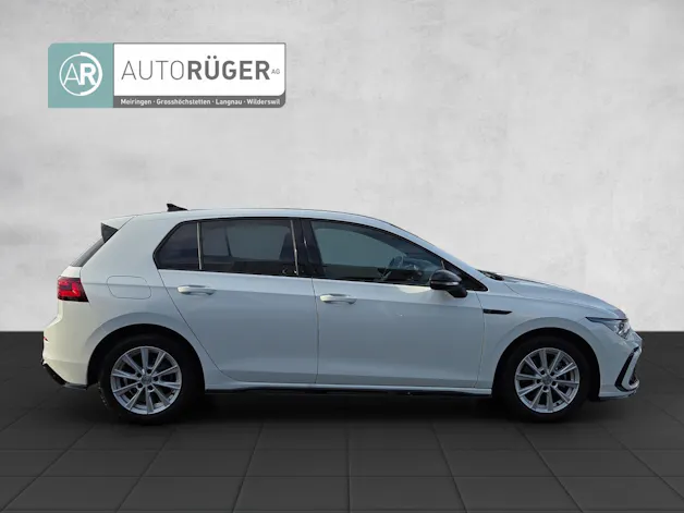 VW Golf 1.5 eTSI mHEV ACT R-Line 75 Edition DSG