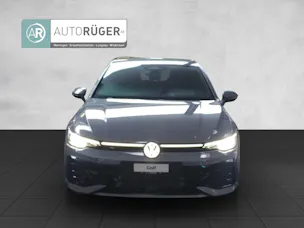 VW Golf 2.0 TSI R-Line DSG 4 Motion