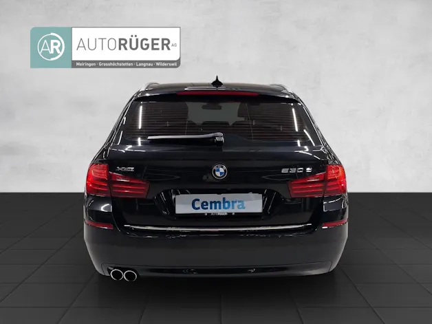 BMW 530d Touring xDrive Luxury Line Steptronic