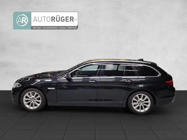 BMW 530d Touring xDrive Luxury Line Steptronic