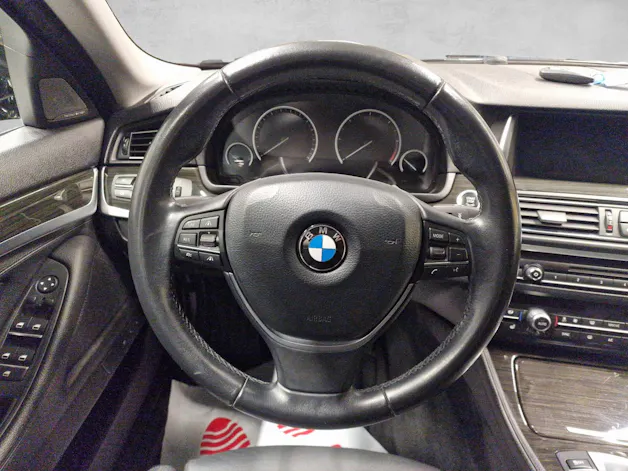 BMW 530d Touring xDrive Luxury Line Steptronic