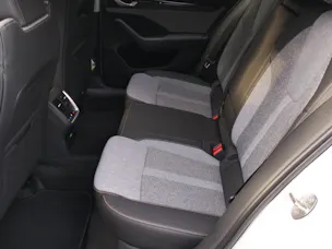 Škoda Octavia Combi 1.5 TSI mHEV DSG Selection
