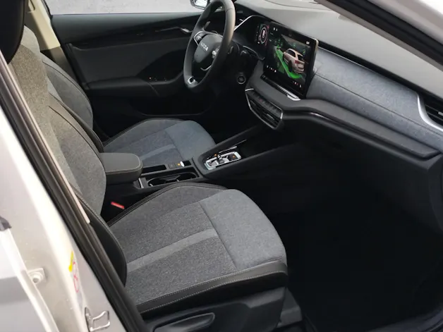 Škoda Octavia Combi 1.5 TSI mHEV DSG Selection