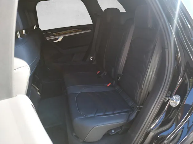 VW Touareg 3.0 TSI Elegance Tiptronic