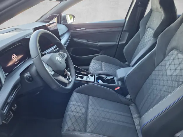 VW Golf 1.5 e TSI mHEV R-Line DSG
