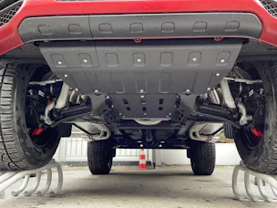 Mercedes-Benz G 63 AMG 4x4 hoch 2 *hyazinthrot magno*