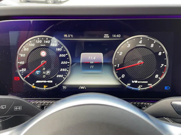 Mercedes-Benz G 63 AMG 4x4 hoch 2 *hyazinthrot magno*