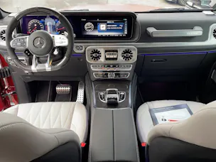 Mercedes-Benz G 63 AMG 4x4 hoch 2 *hyazinthrot magno*