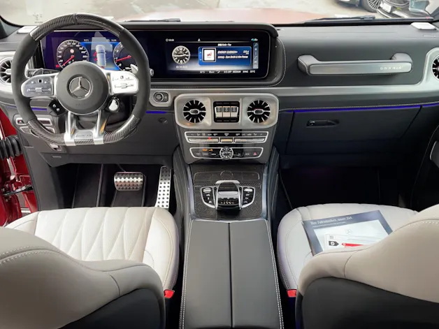 Mercedes-Benz G 63 AMG 4x4 hoch 2 *hyazinthrot magno*
