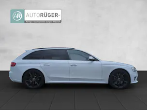 Audi RS4 Avant 4.2 FSI V8 quattro S-tronic
