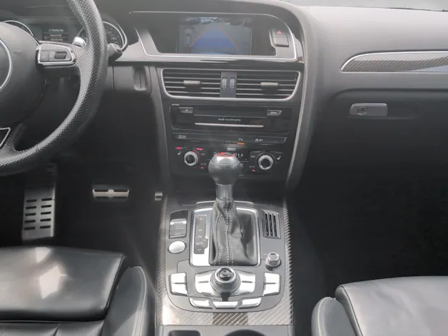 Audi RS4 Avant 4.2 FSI V8 quattro S-tronic