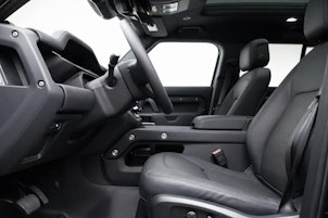 immagine del veicolo LAND ROVER Defender 110 3.0 D I6 350 X-Dynamic HSE