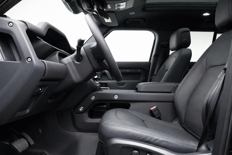 immagine del veicolo LAND ROVER DEFENDER