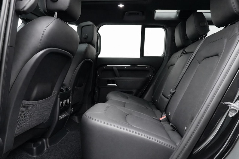 immagine del veicolo LAND ROVER DEFENDER