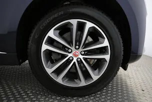 Jaguar F-Pace 2.0 D I4 200 R-Dynamic SE AWD