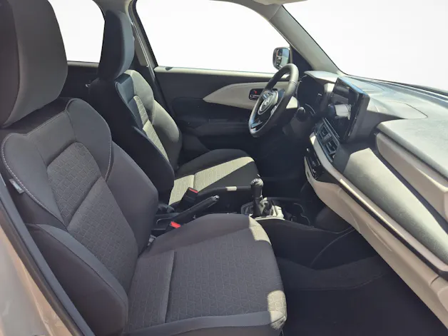 Suzuki Swift 1.2 Sakura Hybrid 4x4