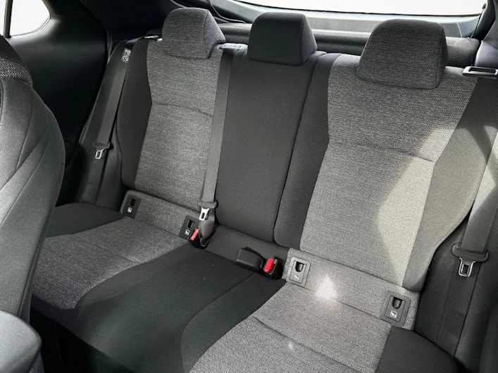 image du véhicule TOYOTA C-HR
