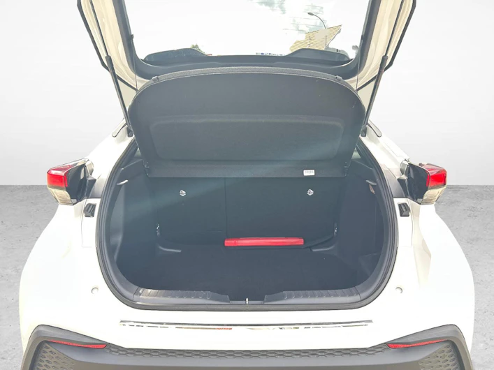 image du véhicule TOYOTA C-HR