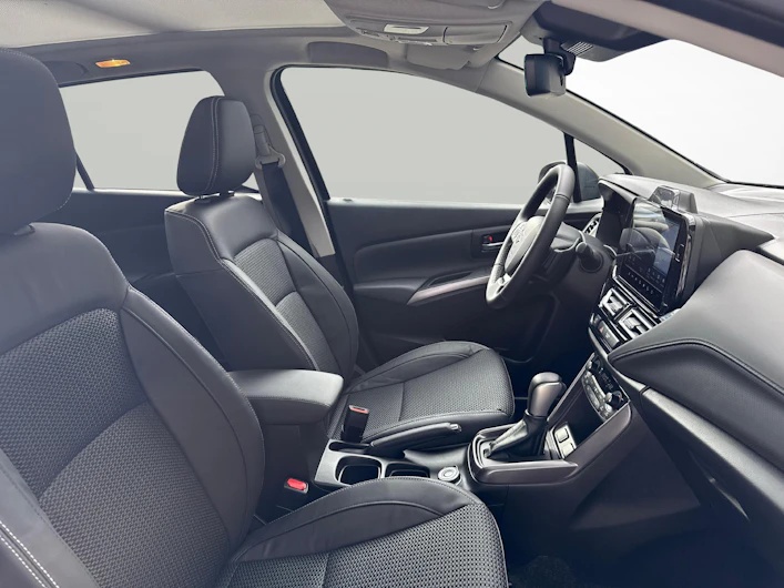 Fahrzeugbild SUZUKI S-CROSS