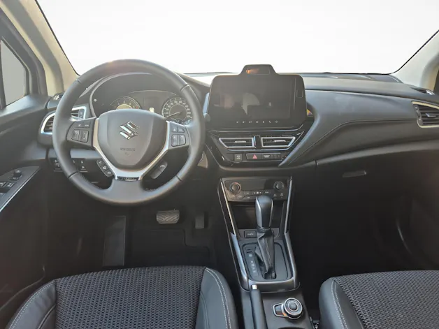 Suzuki S-Cross 1.4 T Sakura Top Hybrid 4x4