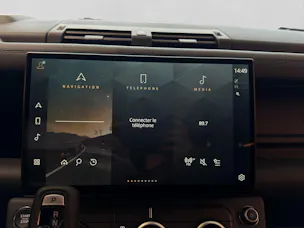 Land Rover Defender 110 3.0 D I6 350 X-Dynamic HSE
