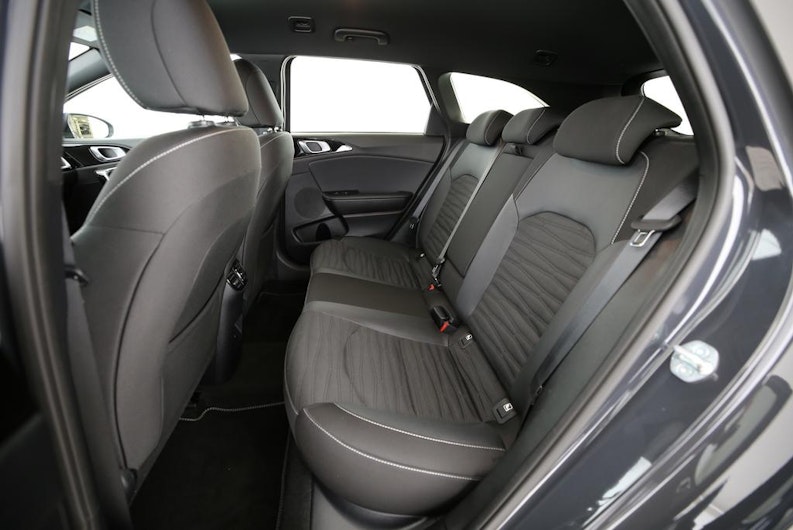 Vehicle image KIA CEED