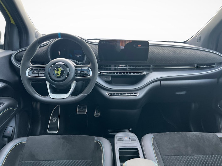 Vehicle image FIAT 500 Abarth