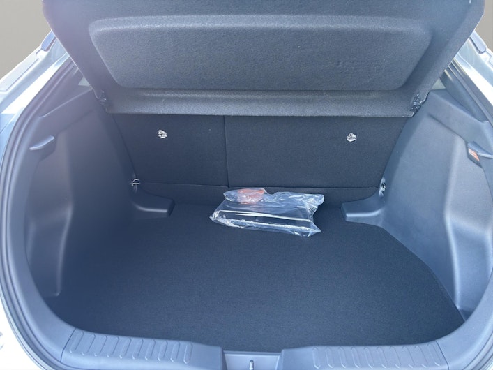 Vehicle image TOYOTA C-HR