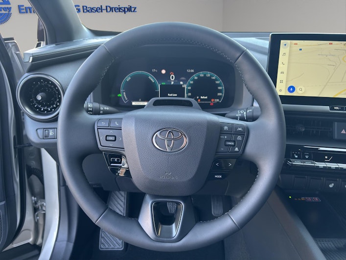 Vehicle image TOYOTA C-HR