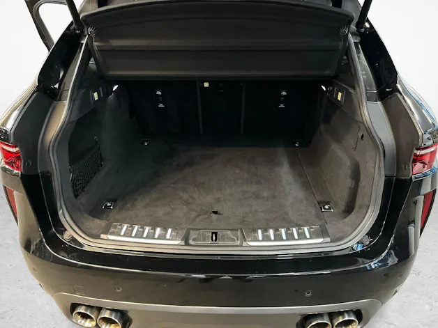 Jaguar F-Pace 5.0 V8 SVR AWD