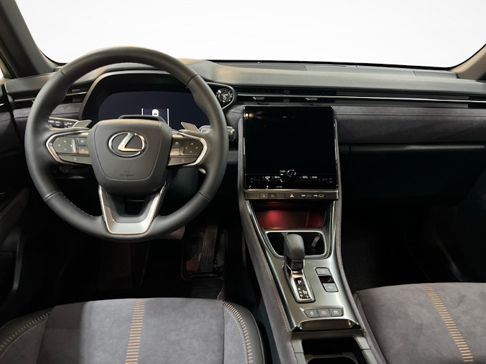 Vehicle image LEXUS LBX