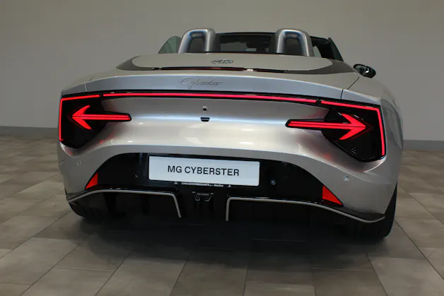 MG Cyberster 77kWh